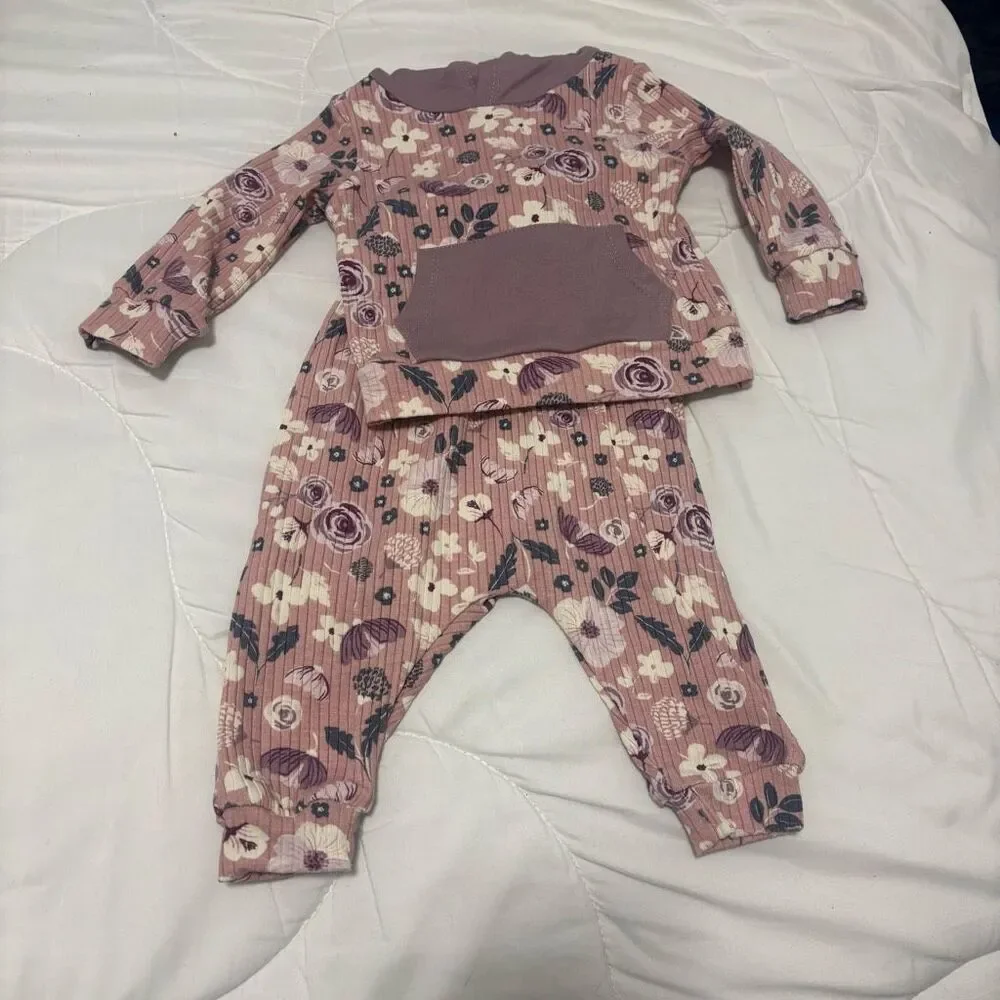 Chick Pea Purple Ribbed‎ Floral Hoodie Pants Set 3-6 months